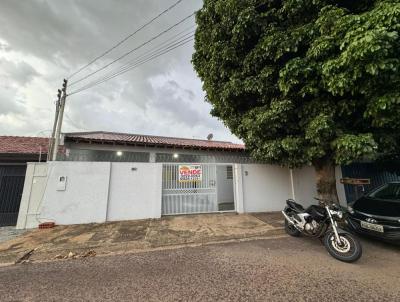 Casa para Venda, em Presidente Prudente, bairro Parque Residencial Mediterrneo, 3 dormitrios, 1 banheiro, 1 sute, 2 vagas