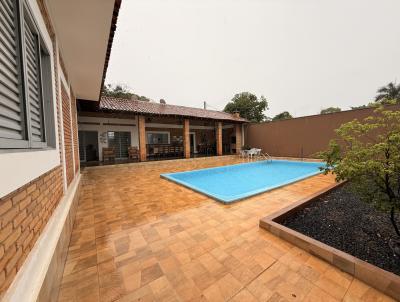 Casa em Condomnio para Venda, em Martinpolis, bairro Represa Laranja Doce, 4 dormitrios, 4 banheiros, 2 sutes