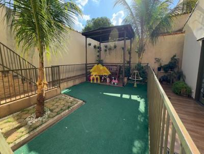 Casa para Venda, em Presidente Prudente, bairro Jardim Esplanada, 4 dormit�rios, 5 banheiros, 2 su�tes, 2 vagas